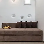 Holiday home Penelope B Vivlos