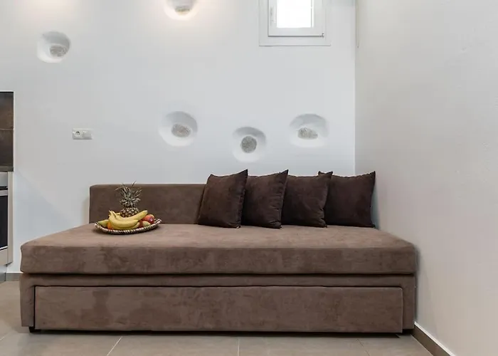 Holiday home Penelope B Vivlos